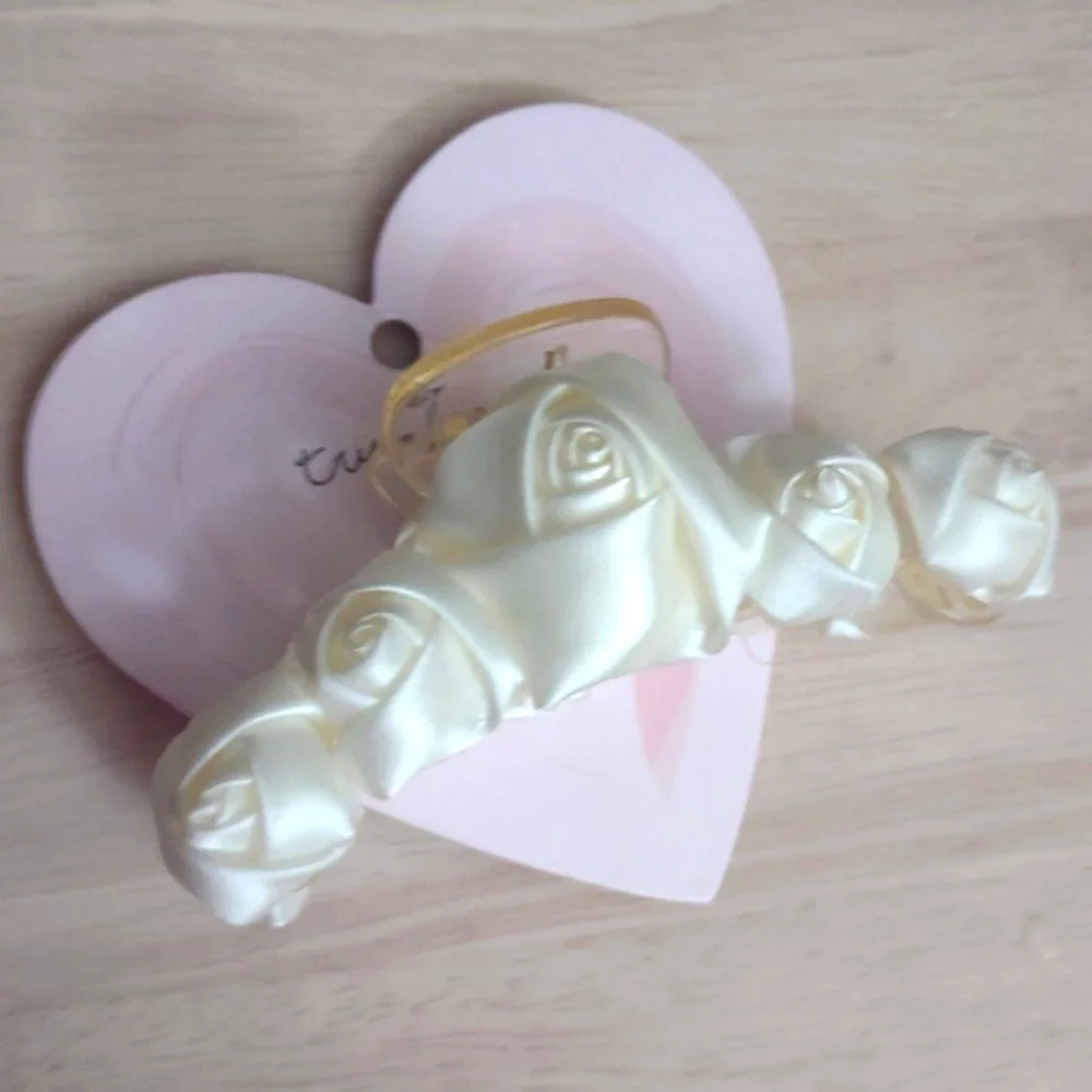True Love Satin Ribbon Roses Hair Clip Claw Accessory Y2K Floral Romantic
